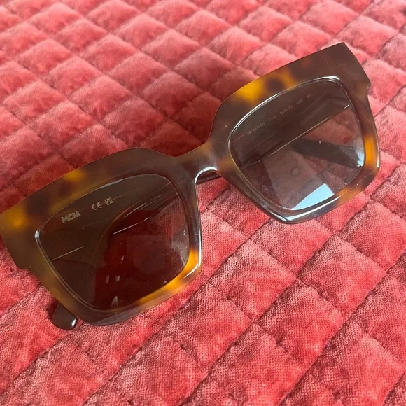 MCM Brown Tortoiseshell Sunglasses - Picture 1 of 5